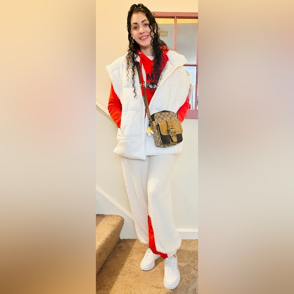 LIVE SHOW! 🎉🎊🤩New Inventory!🛍️🩷 Amazing Deals👏🏼$8+ starts!💝Gift w every order🥰🎉 - Picture 10 of 16